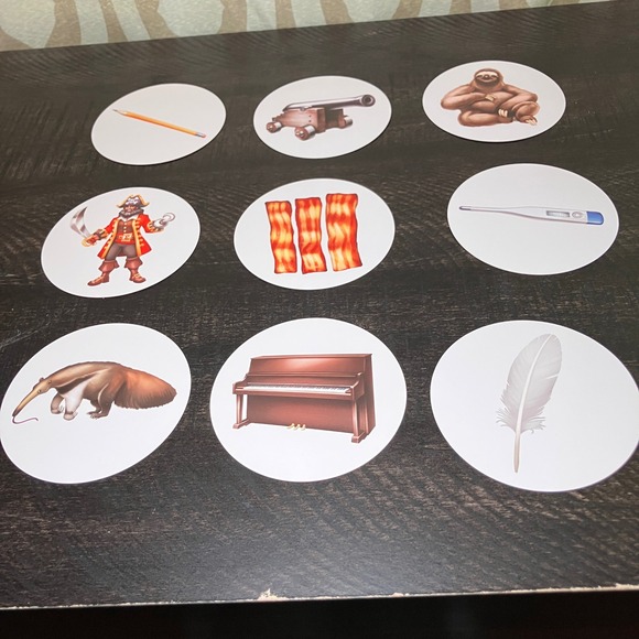 Words Are Hard Family Party Game Funny Frenzy  Blurt Out Slapping Ages 8+ - Picture 11 of 11